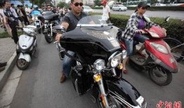 南京摩托车爆料事件视频,街头冲突引发社会关注