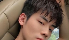 任豪女朋友爆料视频播放,视频播放引发网友热议